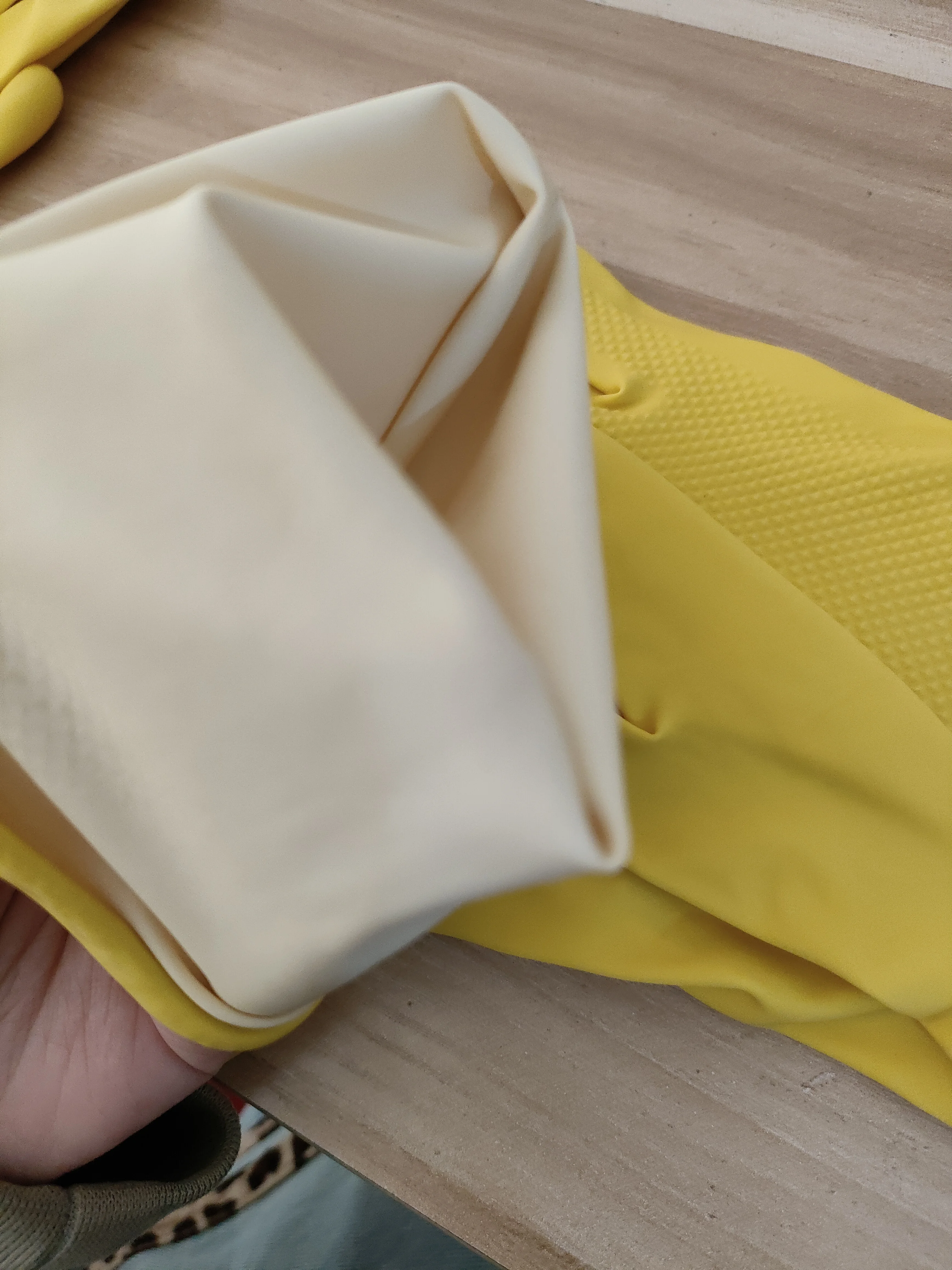 Blue yellow color reusable household use washing rubber latex work gloves kitchen for cleaning dishwashing hand gloves