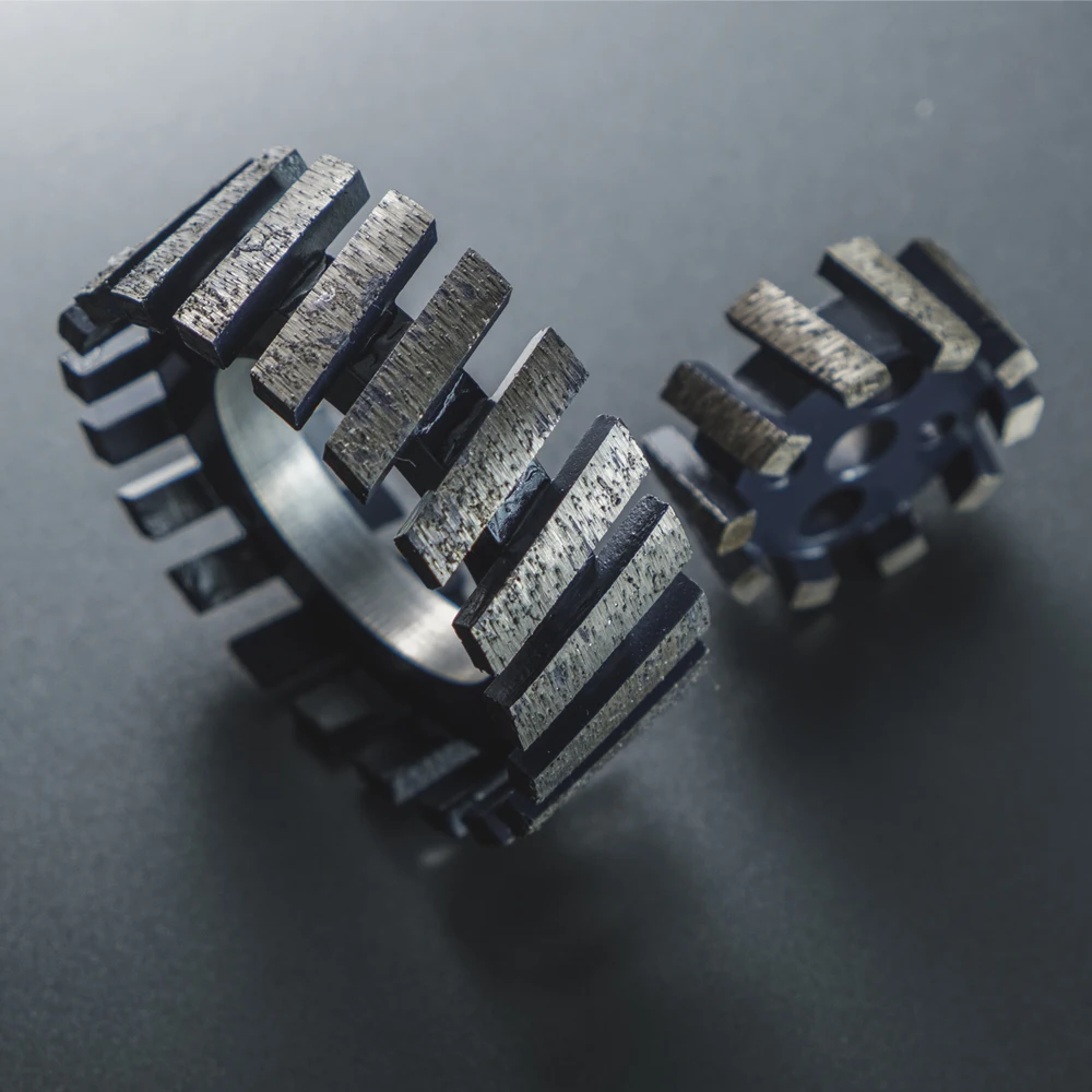 Каменное щебеночное колесо CNC для шлифования и фрезерования поверхности камня