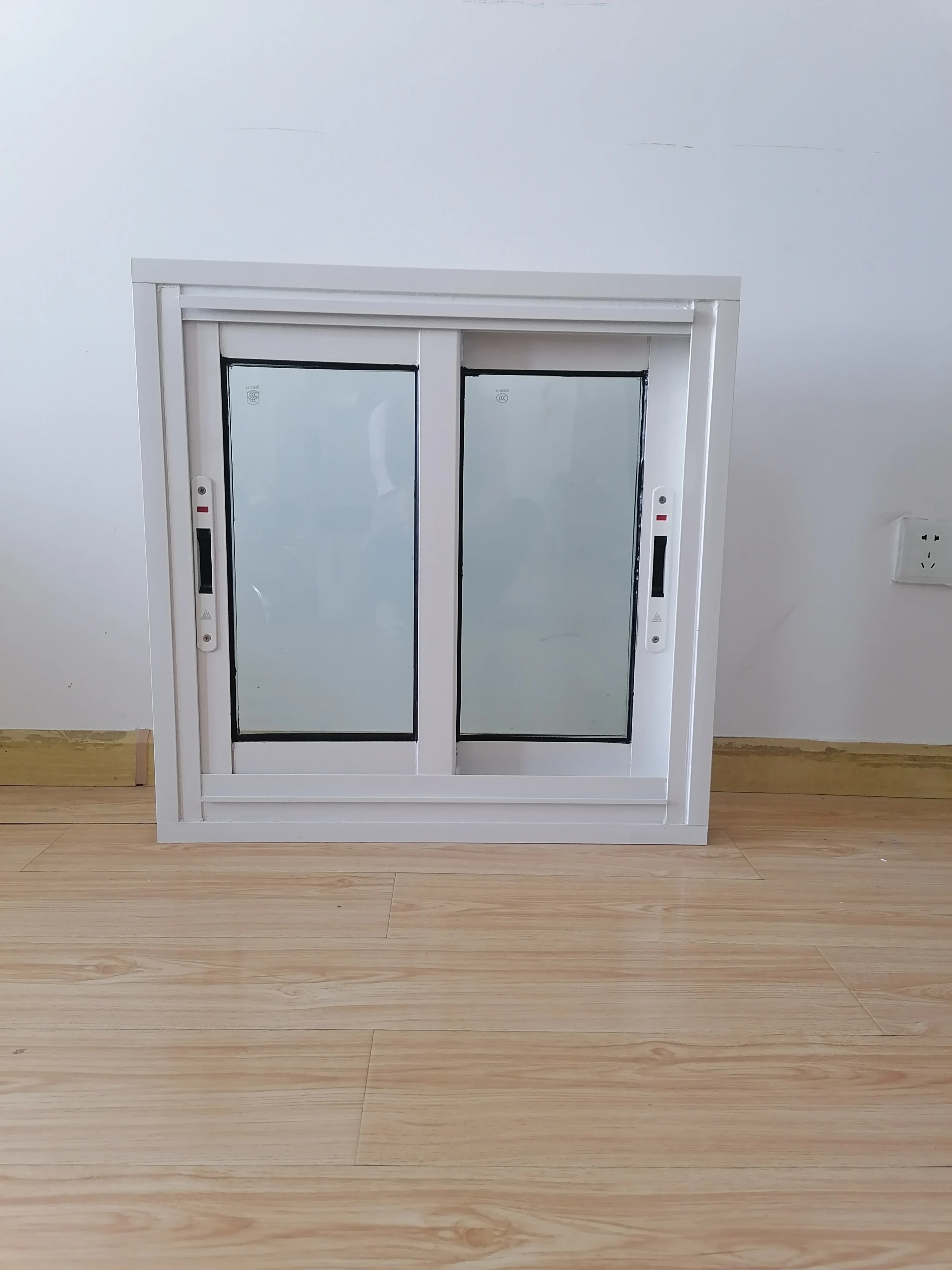 Double glazed champagne color aluminum sliding windows with soundproof insulated glass windows for house