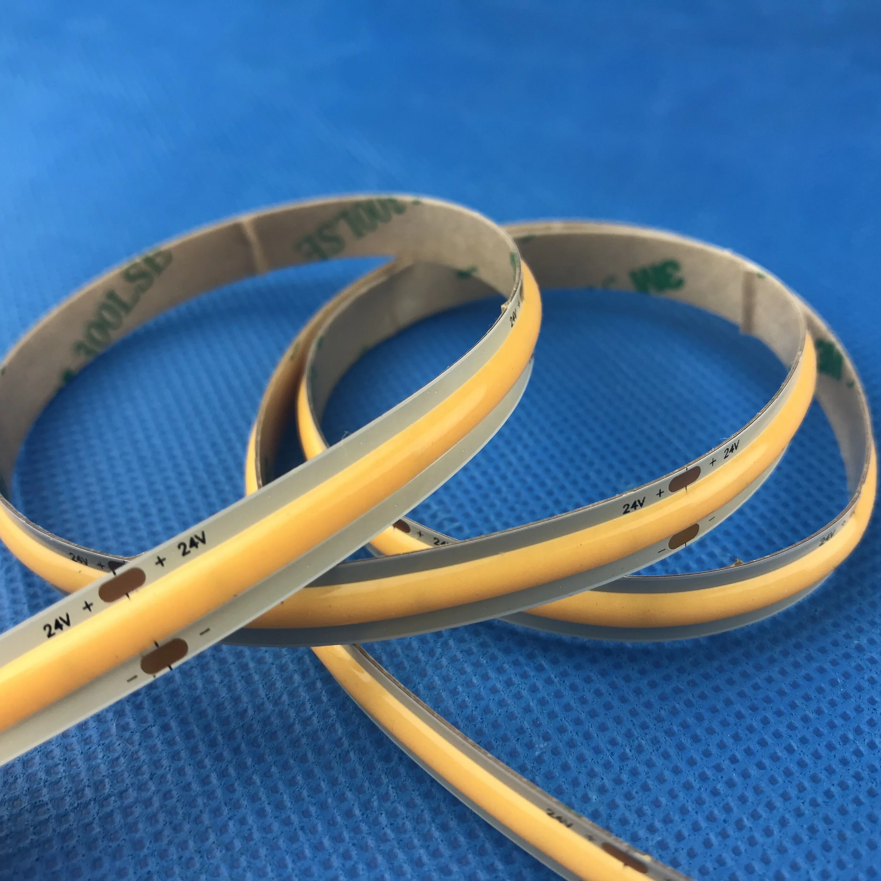 flexible COB LED Strips durable CRI90 CUL CE RoHS 14W/M  cutting small points Hot-selling Commercial COB Led No visible Led dots