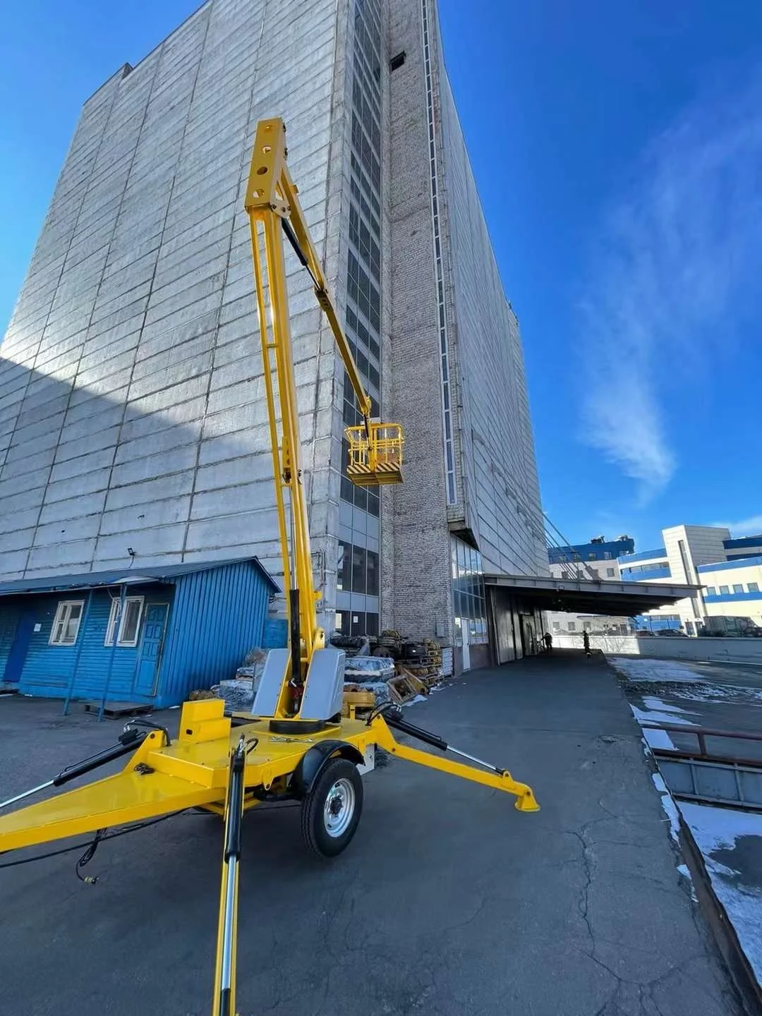 Qiyun 14m 46ft Access Electric Towable Trailer Articulating Telescopic Boom Lift