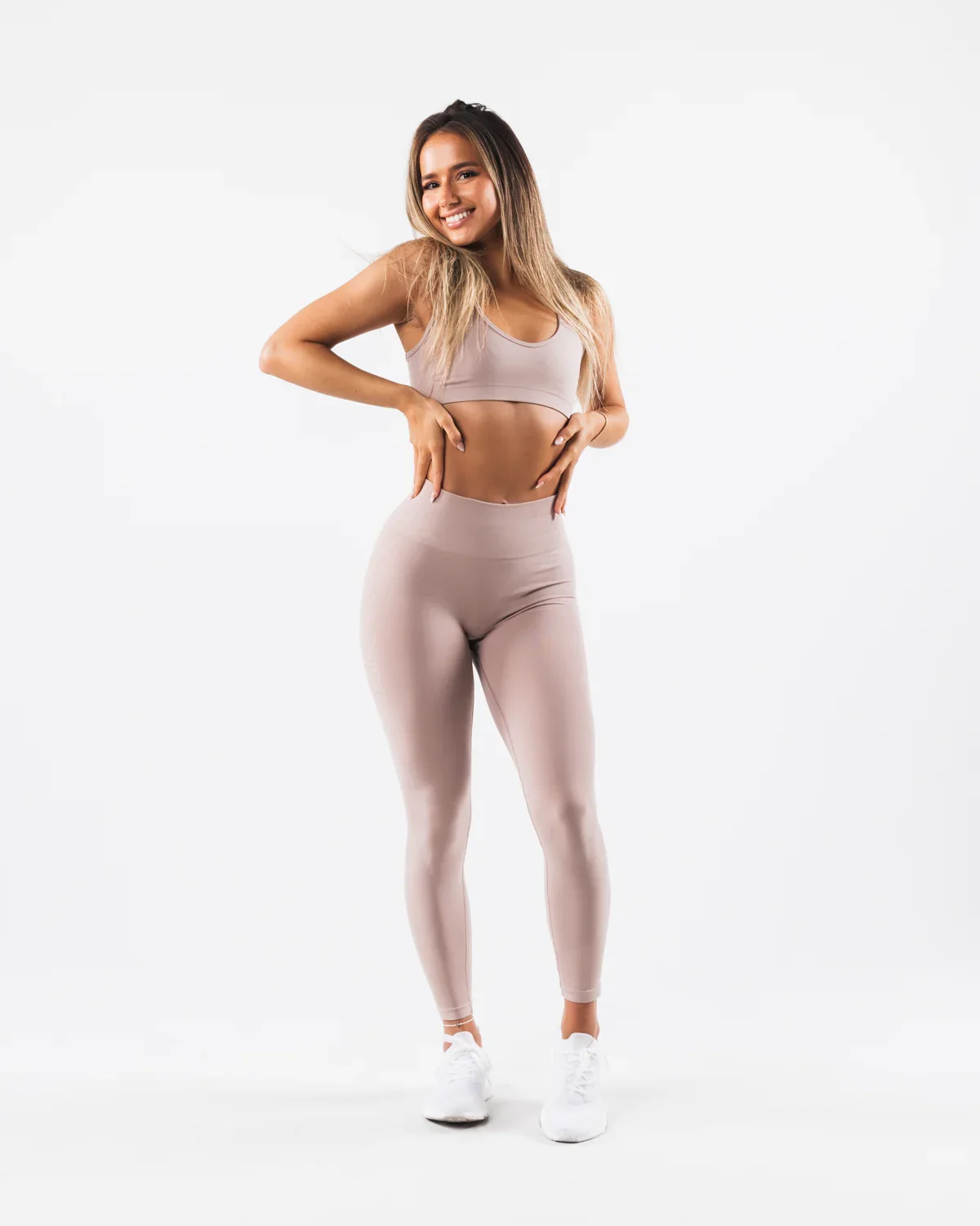 2024 alphalete Athletics Manufacturer Seamless Sexy Fitness Yoga Wear Women Workout Sets Bra Leggings 2 pcs Sets