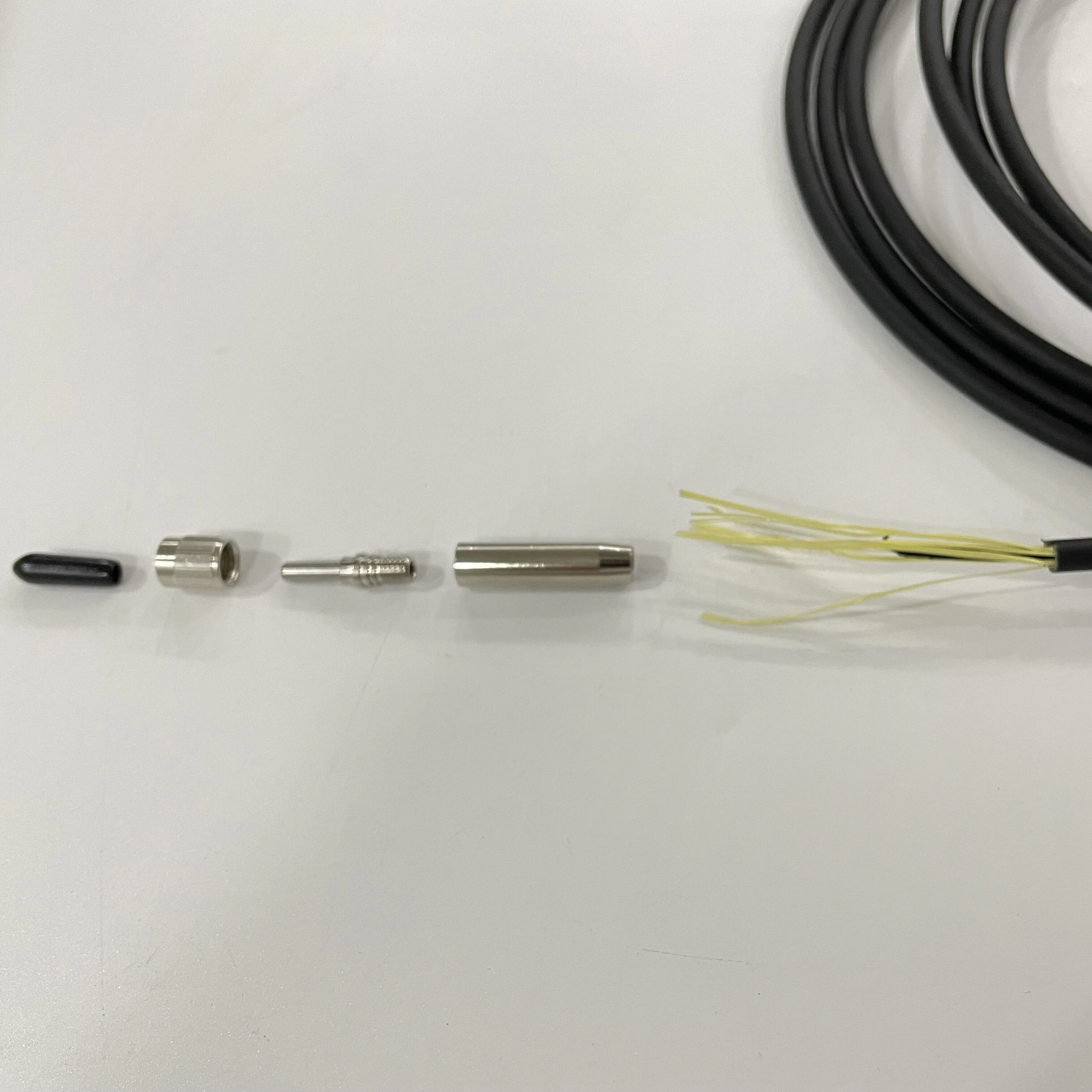 SMA905 Connectors with Stainless Steel Ferrules Ideally Suited for Large Core Fibers