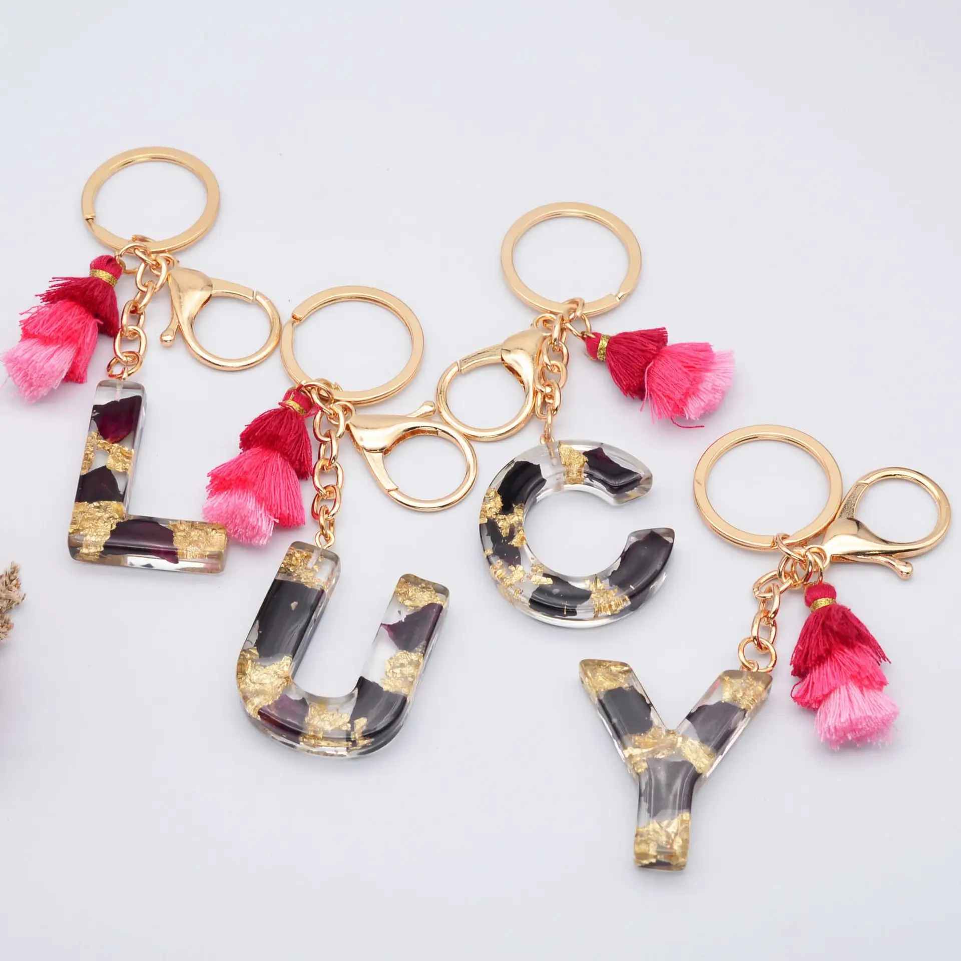 26 Alphabet English Word Custom Initial Keychain Gold Letter Acrylic Keychain Resin Keyring Bridesmaid Gift Handbag Charm