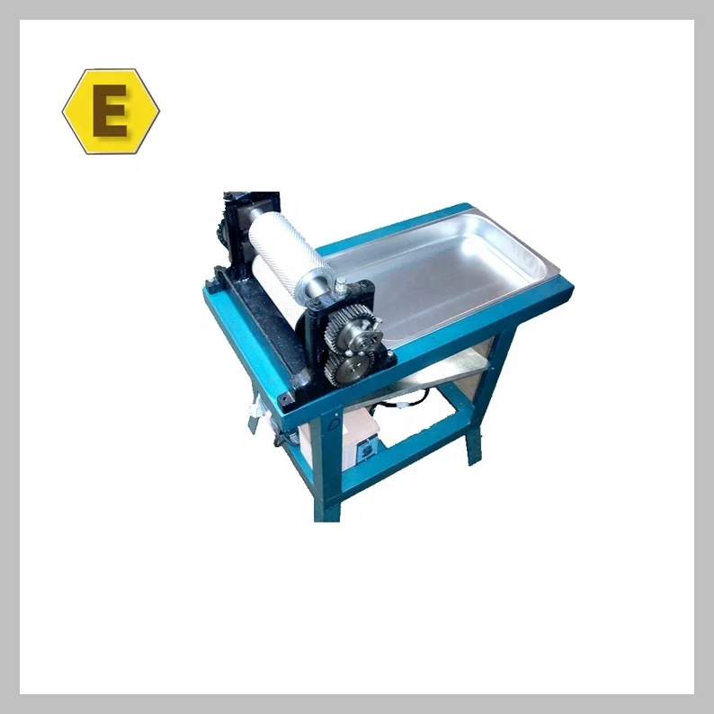 Electric beeswax foundation roller machine fully automatic comb foundation machine
