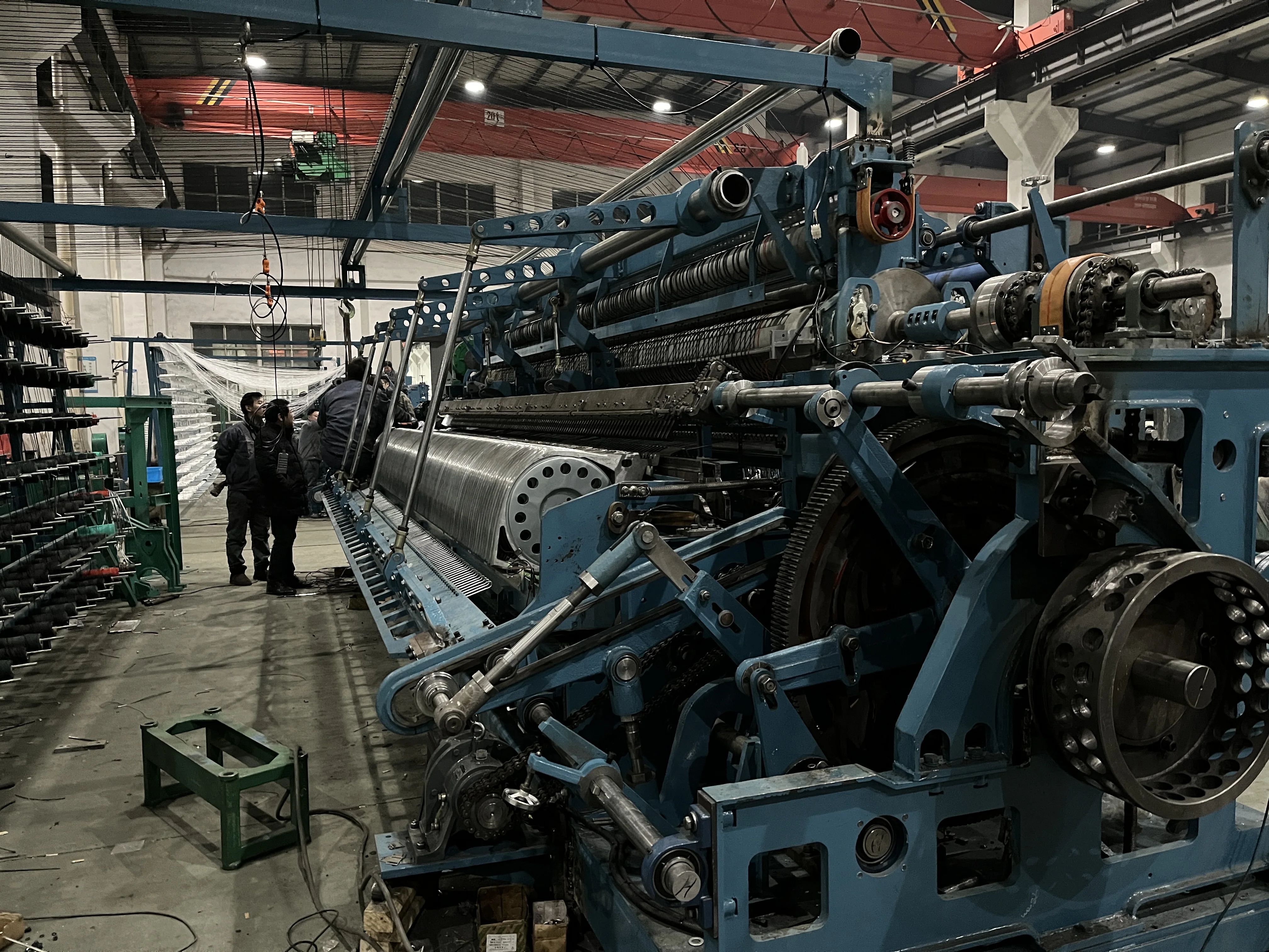 57mm pitch with Aluminium shuttles with 425mm spool net making machine