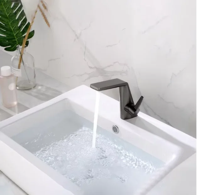 Fashionable Gun Black Brass Basin Faucet Single Handle Single Hole Deck Mounted Tap with Ceramic Valve Core for Bathroom