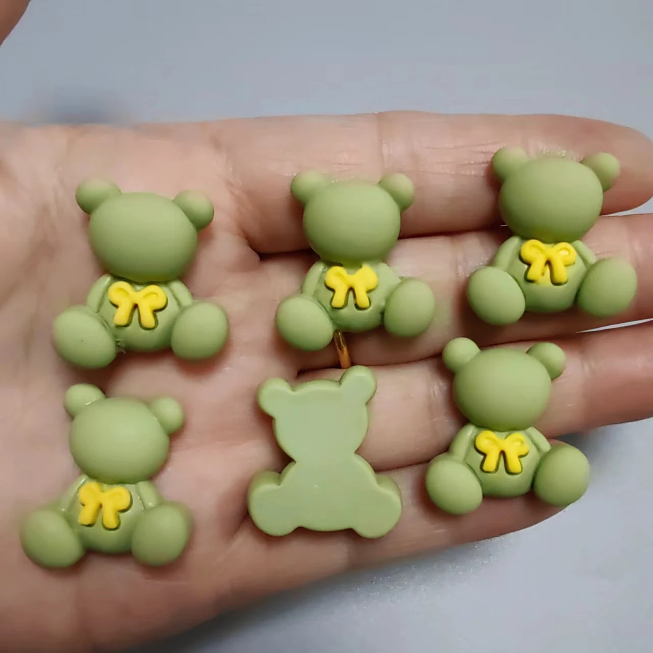 New Soild Color White Green Crooked Head Bow Tie Bear Diy Hair Accessories Phone Case Computer Decorations Parts Bulk Supply