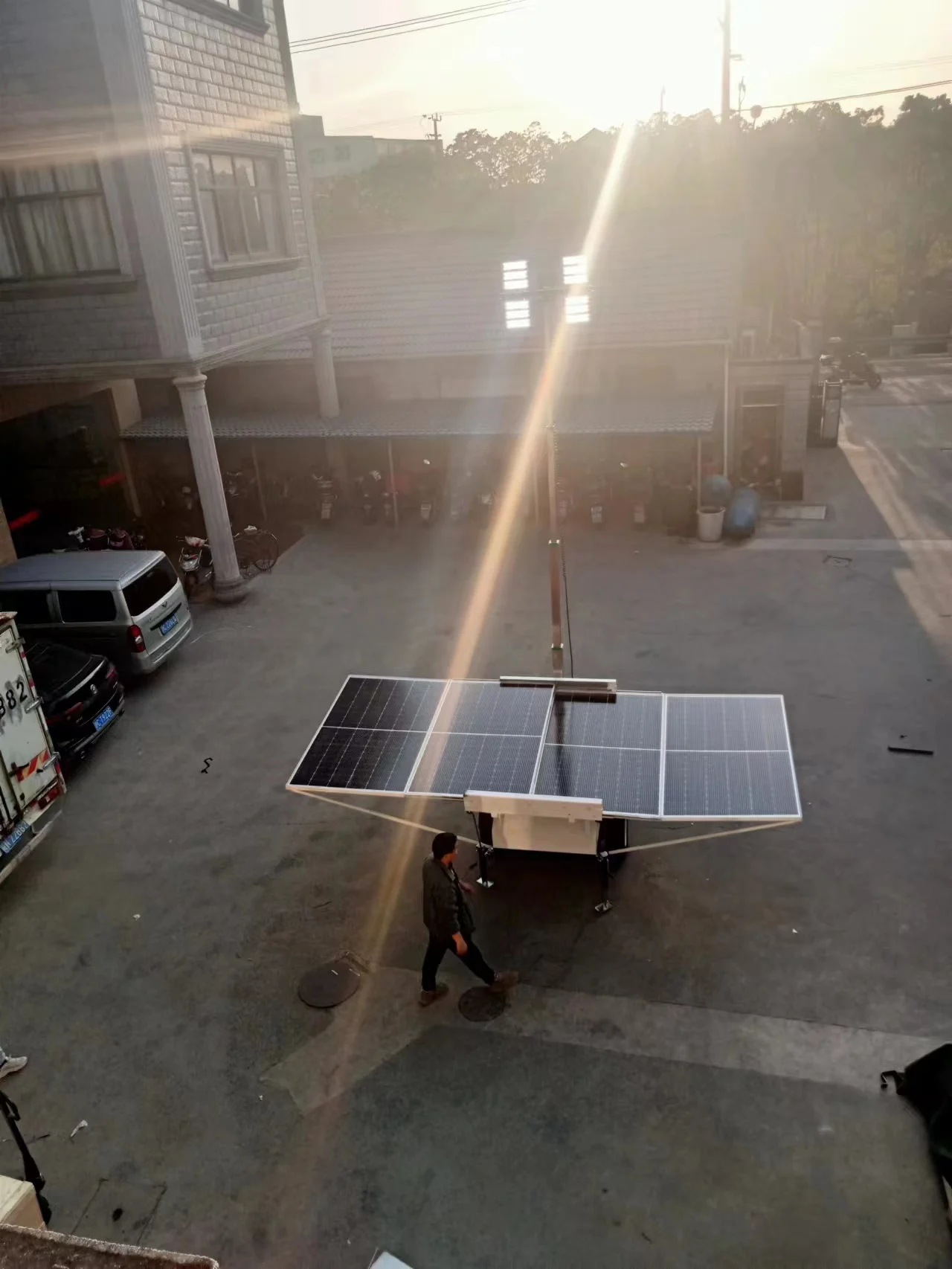 Outdoor Mobile Solar Trailer with 8KW Inverter Powered by Lithium Battery & Solar Panel Features Monitoring Systems