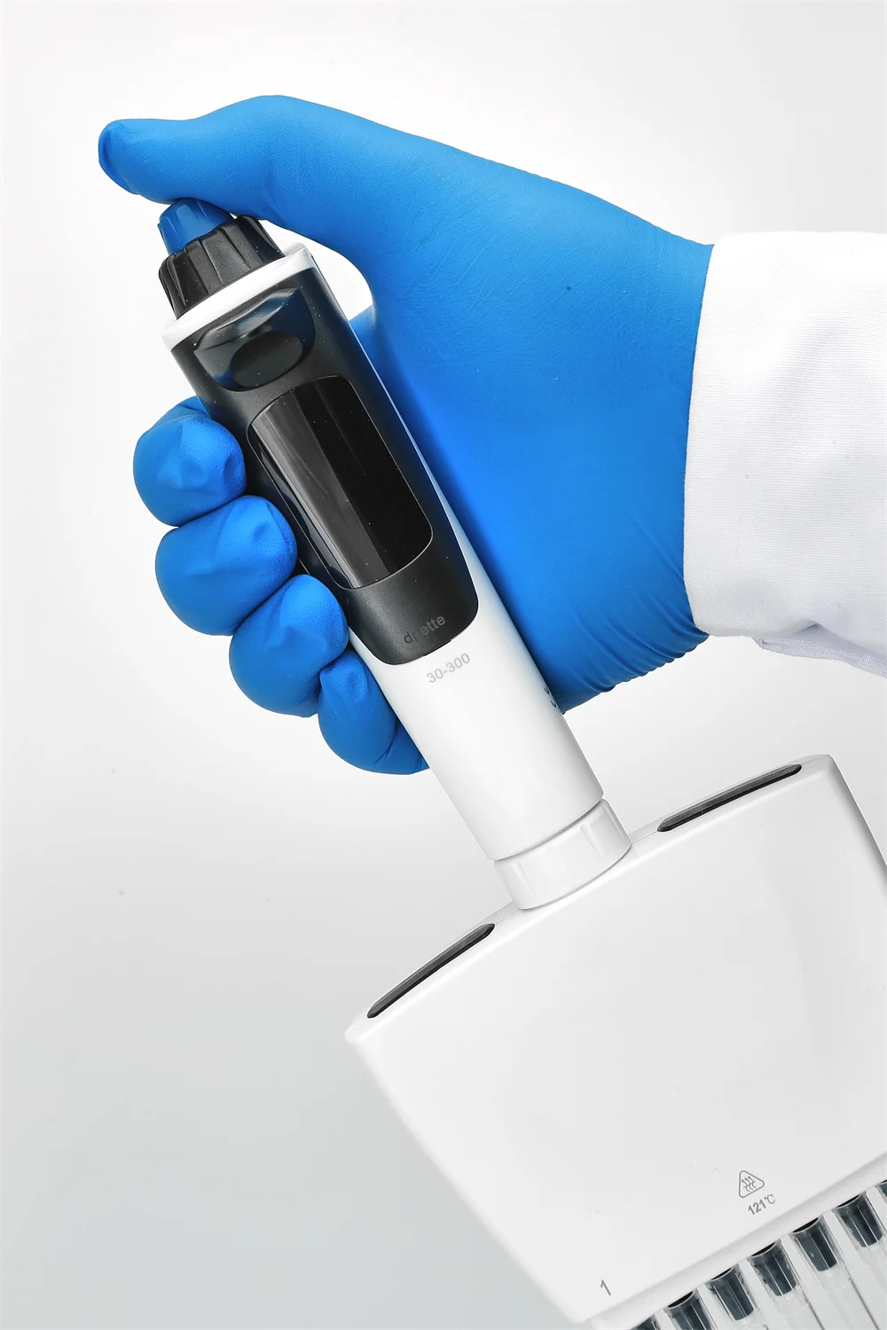 HiYi dPette+ Multi-functional 8-channel Electronic Pipette Best Suited For Biochemistry And Genetic Labs