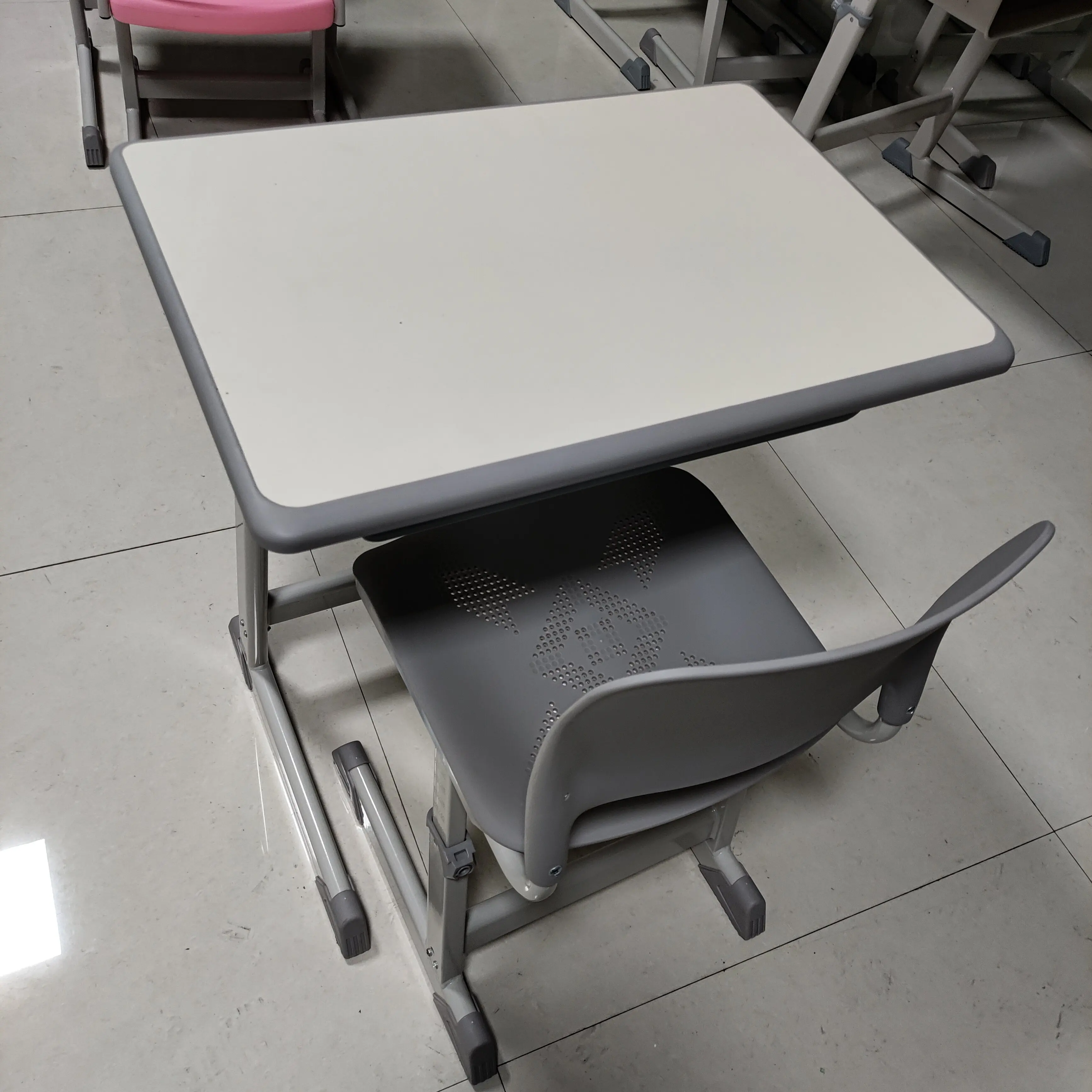 School Furniture Student Table and Chair Simple and White  Furniture for High School Students Classrooms Desks and Chairs