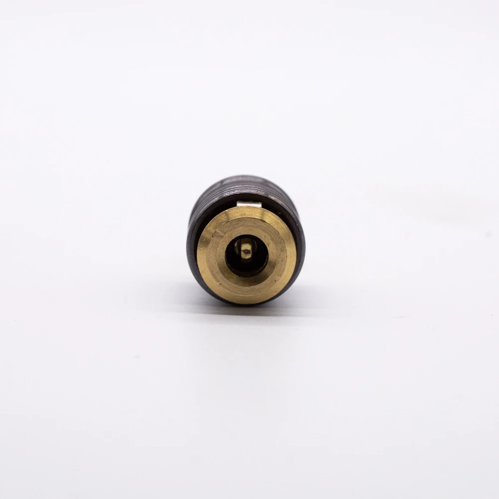 
Made in China wholesale latest model self-locking tire inflator chuck 