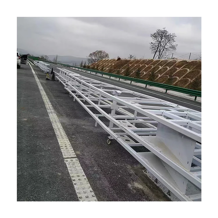 Оборудование для дорожной безопасности металлическое ограждение отражатель дорожный барьер оцинкованная сталь холоднокатаный