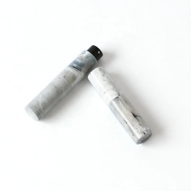 Luxury plastic twist up 10ml perfume bottle with sprayer small spray bottle refillable