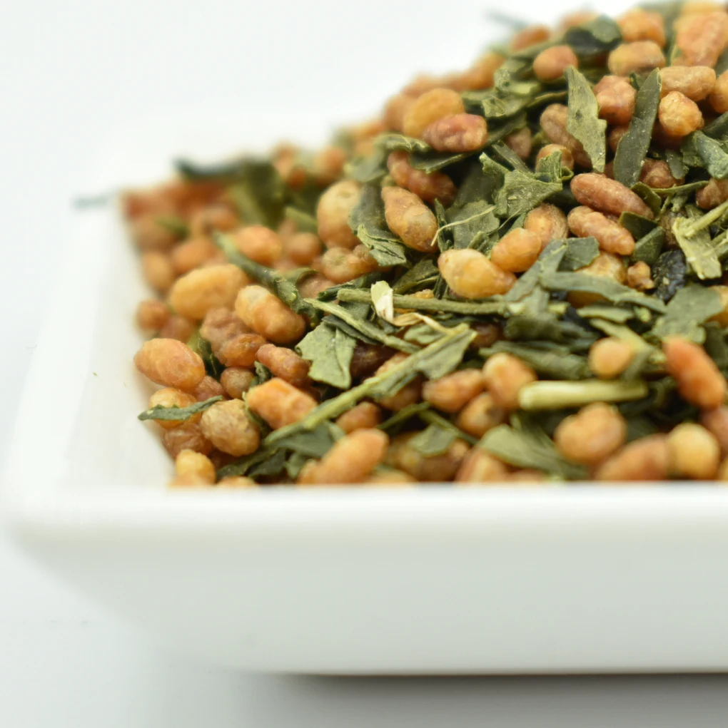 Different from regular genmaicha Japanese green genmaicha matcha tea