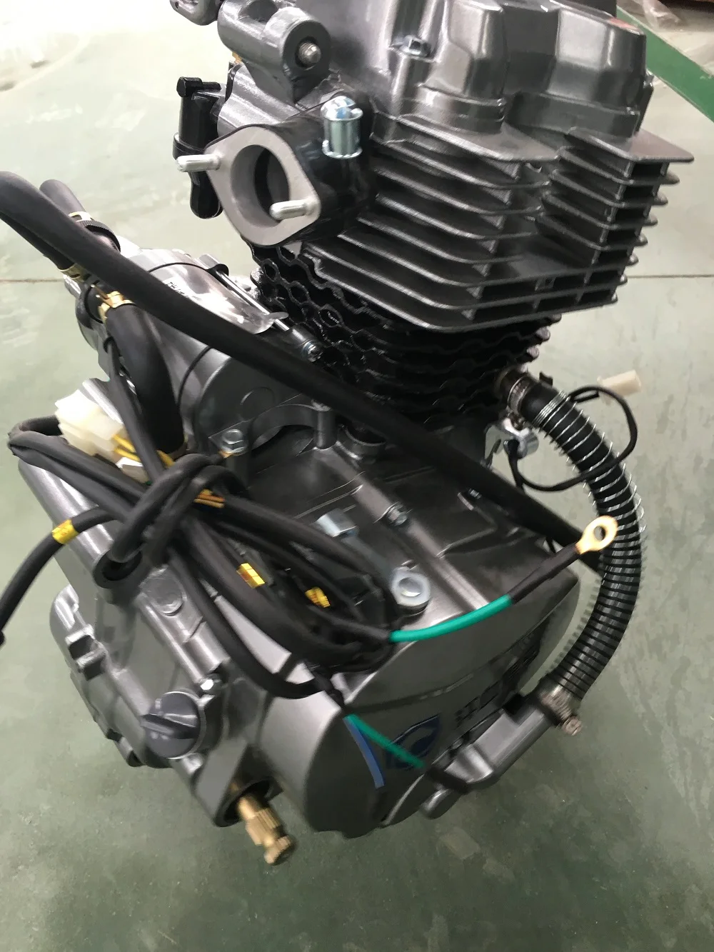 Дешевый двигатель мотоцикла 200cc с реверсом для африканского