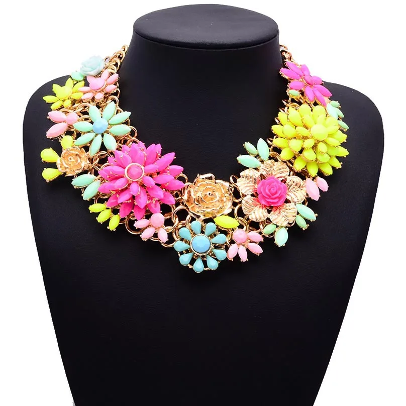 Fashion jewelry Acrylic Bib Crystal Resin gem choker Flower floral statement necklace