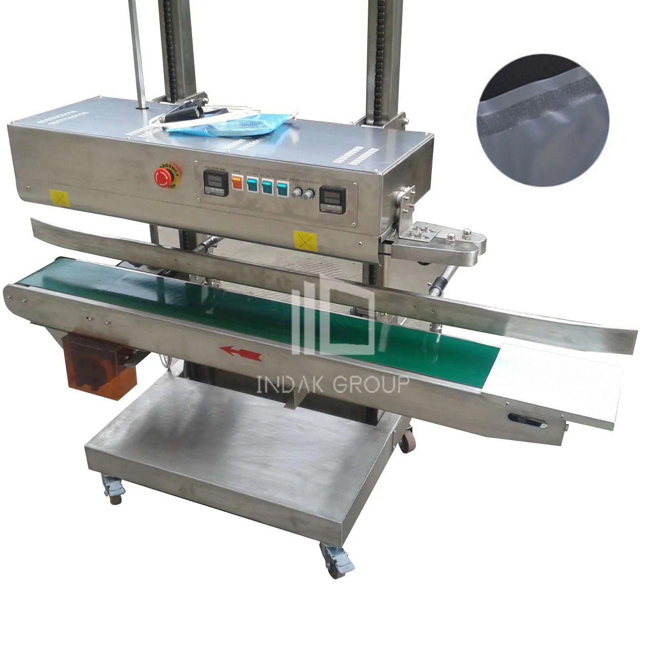 Automatic rice bag sewing machine