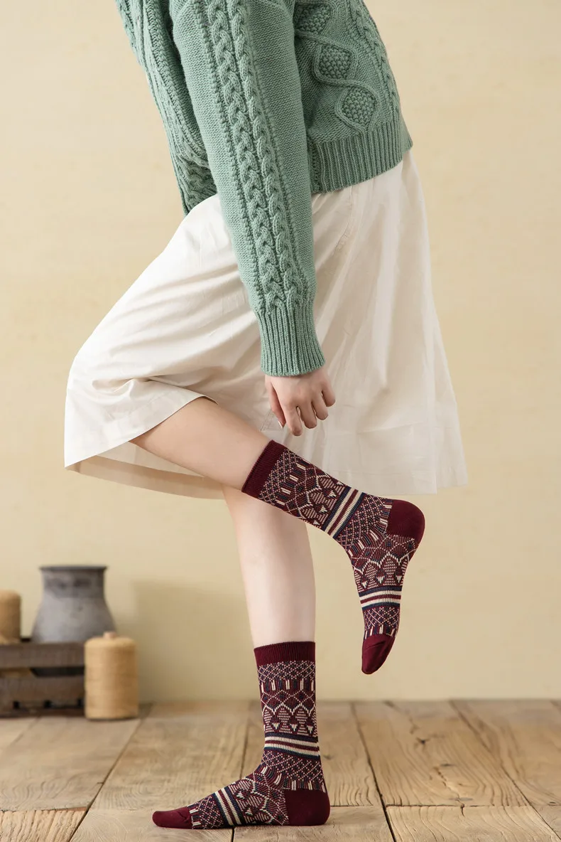 Dynamics Retro Style Soft Wool socks Durable Aesthetic Cozy Custom Winter Warm Thick Hiking Crew Women Knitted Wool socks