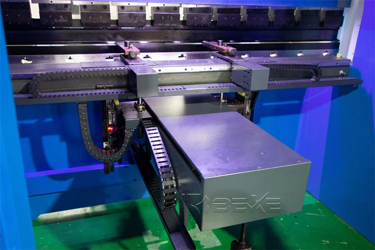 Beke Full Servo CNC Press Brake with double axis support