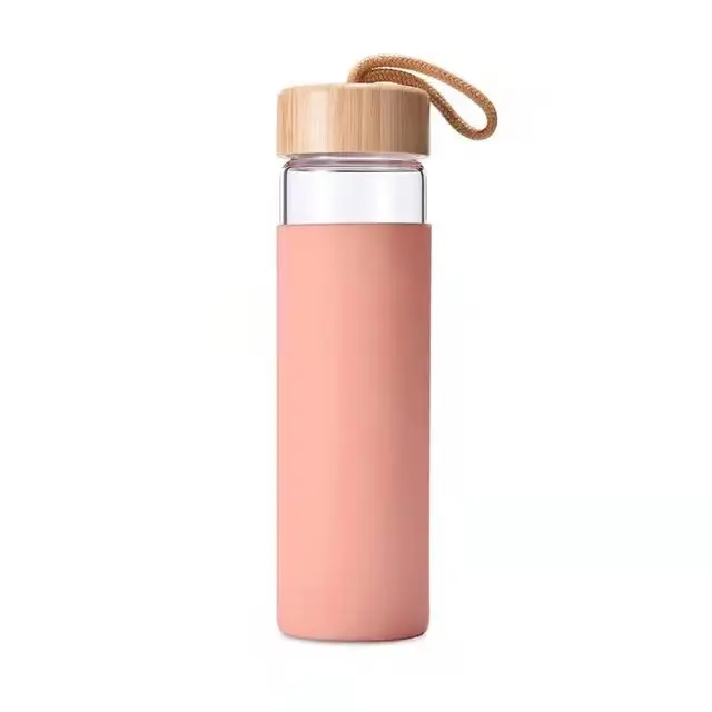 2022 New Product 500ml Eco-friendly High Borosilicate Glass Water Bottle With Bamboo Lid Silicone Sleeve Protection