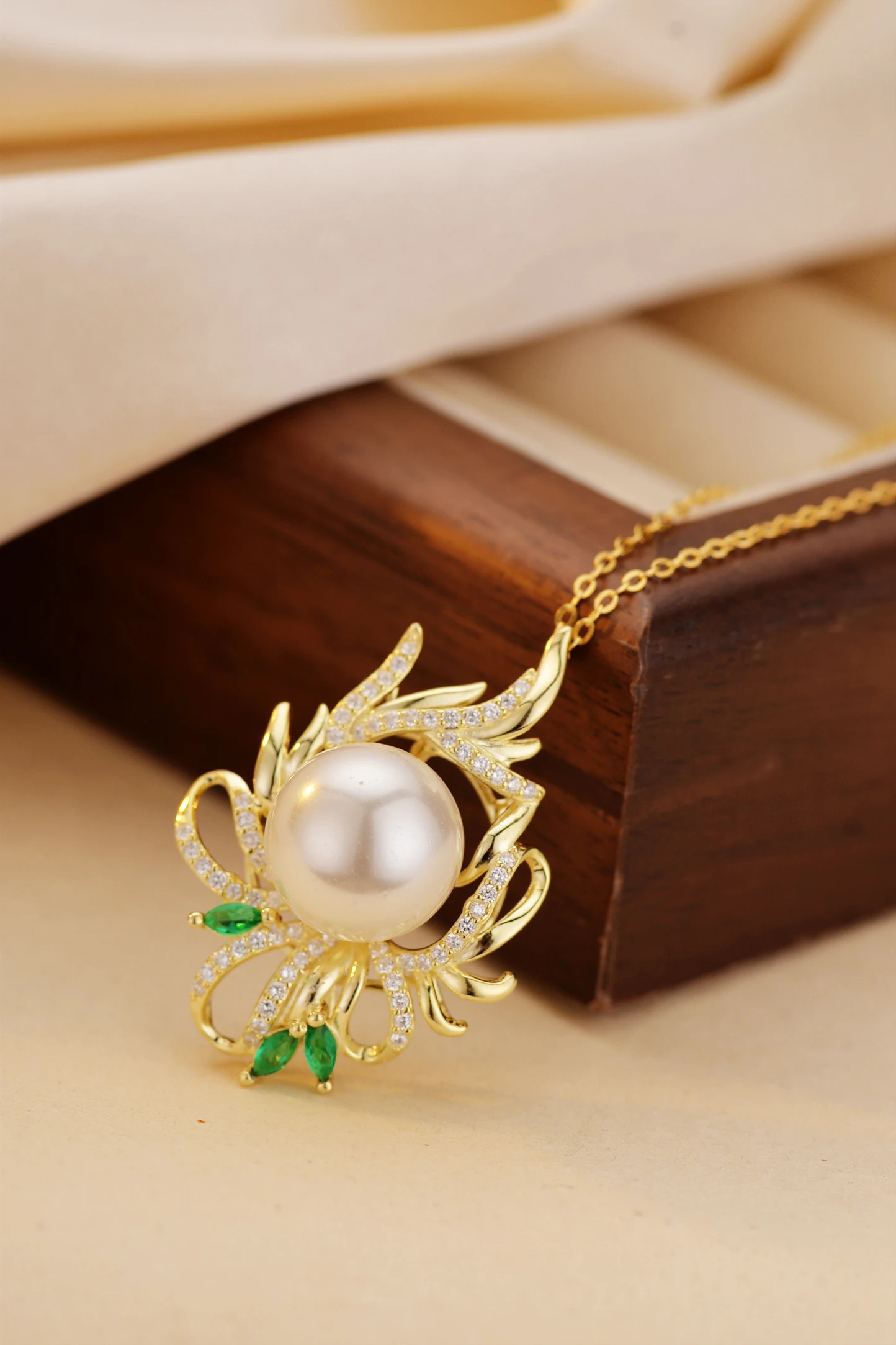 Natural Freshwater Pearl Necklace with Gold Vermeil Sunflower Horse Eye Zircon Fine Pendants & Charms