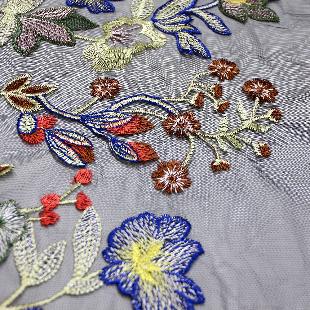 Многоцветная молочная кружевная ткань из 100% полиэстера для платья