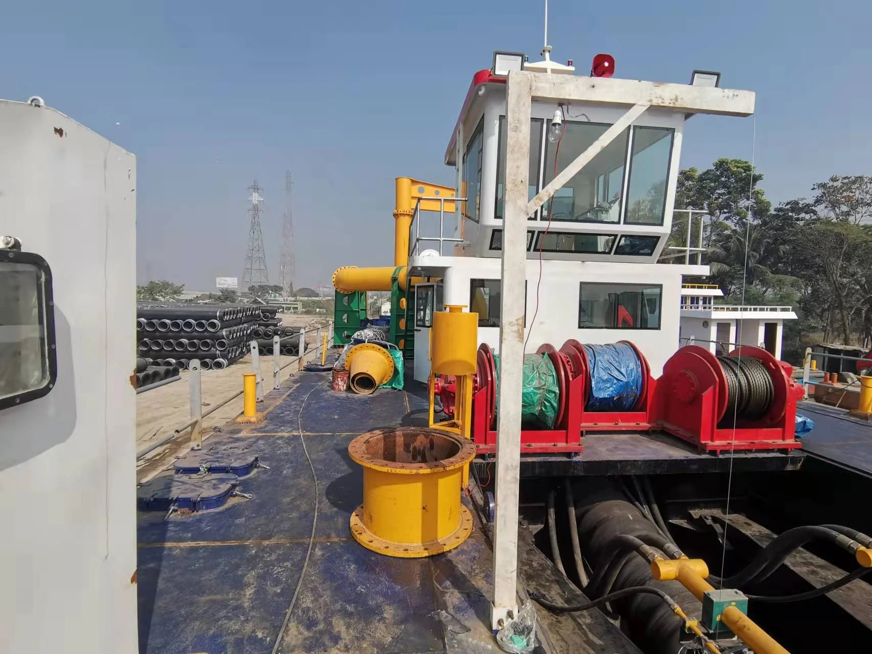 26 INCH High Efficient Large Sand Dredger Cutter Suction Dredger for Sale
