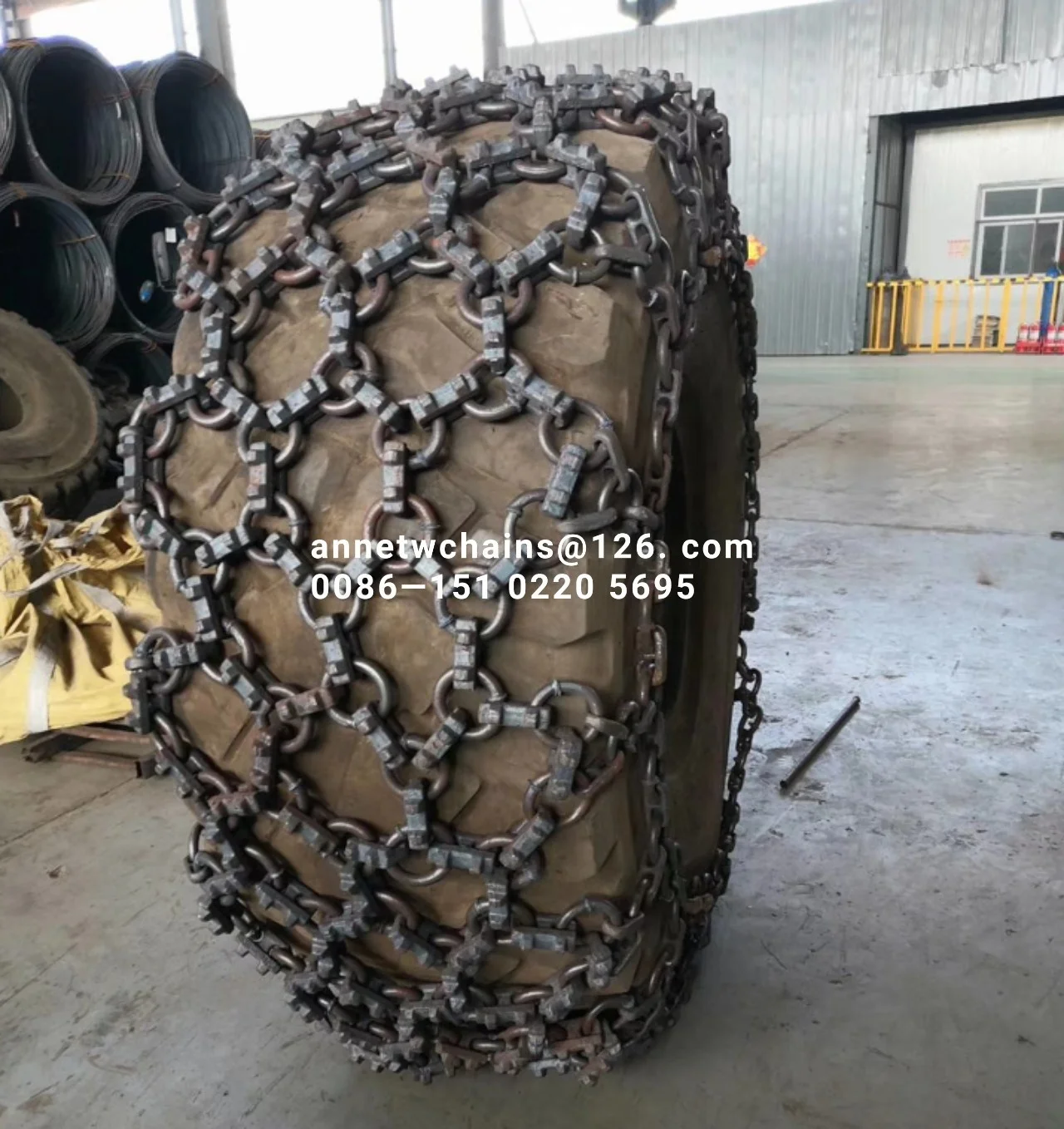 1400-24 1200-20 20.5/70-16 15/70-18 1000-20 Tractor Tyre Chains Snow Chain