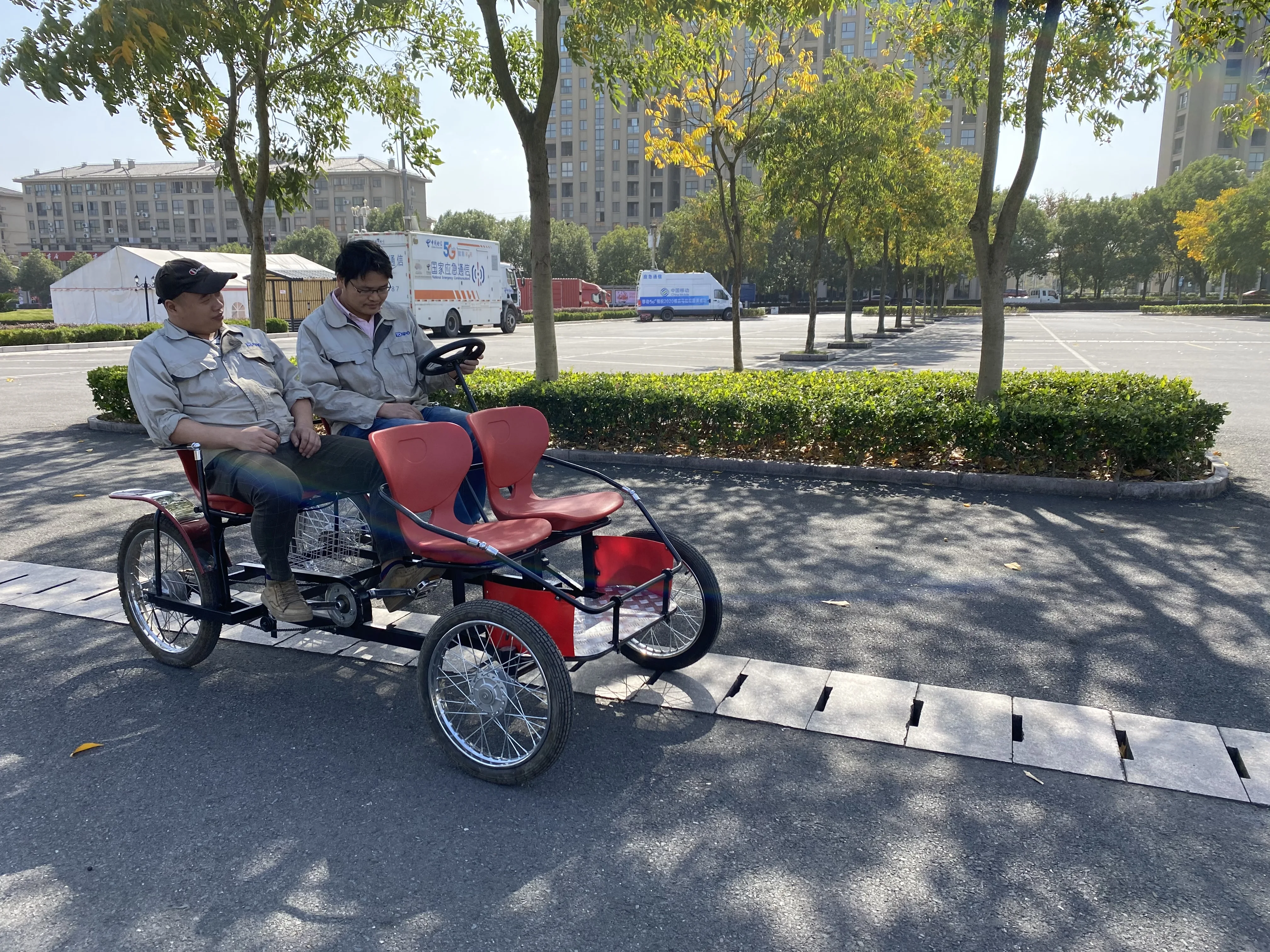 ELECTRICM PEDAL  ASSISTED 4-Seater   Go Kart