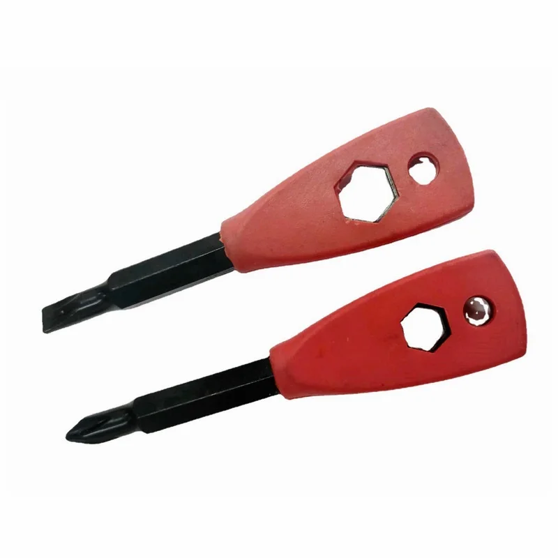 В комплект входит плоская отвертка и Шестигранная отвертка Phillips