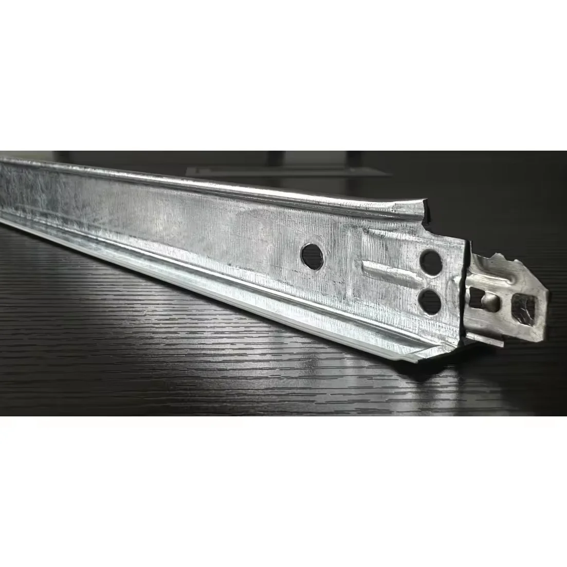 2024 T runner cross tee suspended ceiling t grid components t bar ceiling grid