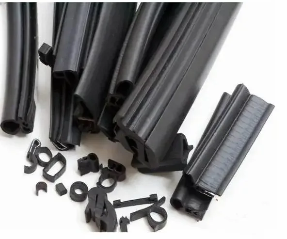 Various EPDM extruded rubber sealing strips customized by the factory