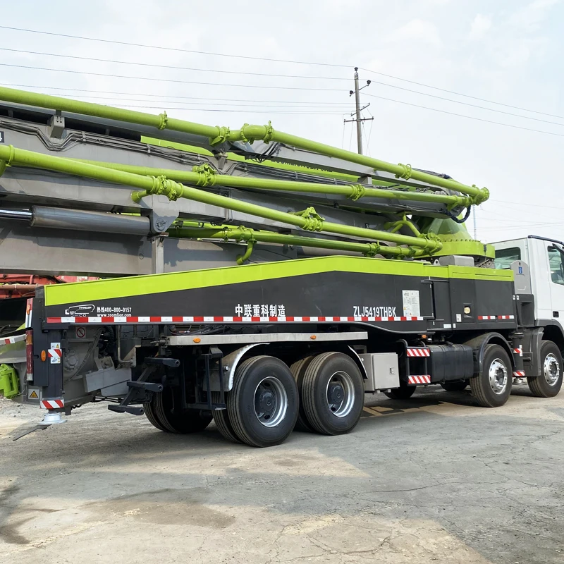 Good condition Zoomlion benz 52m mercedes refurbished concrete pump truck