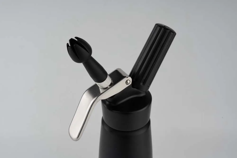 OEM Factory Customize High Quality 250 ml Aluminum Cream Whip Dispenser Cream Whipper