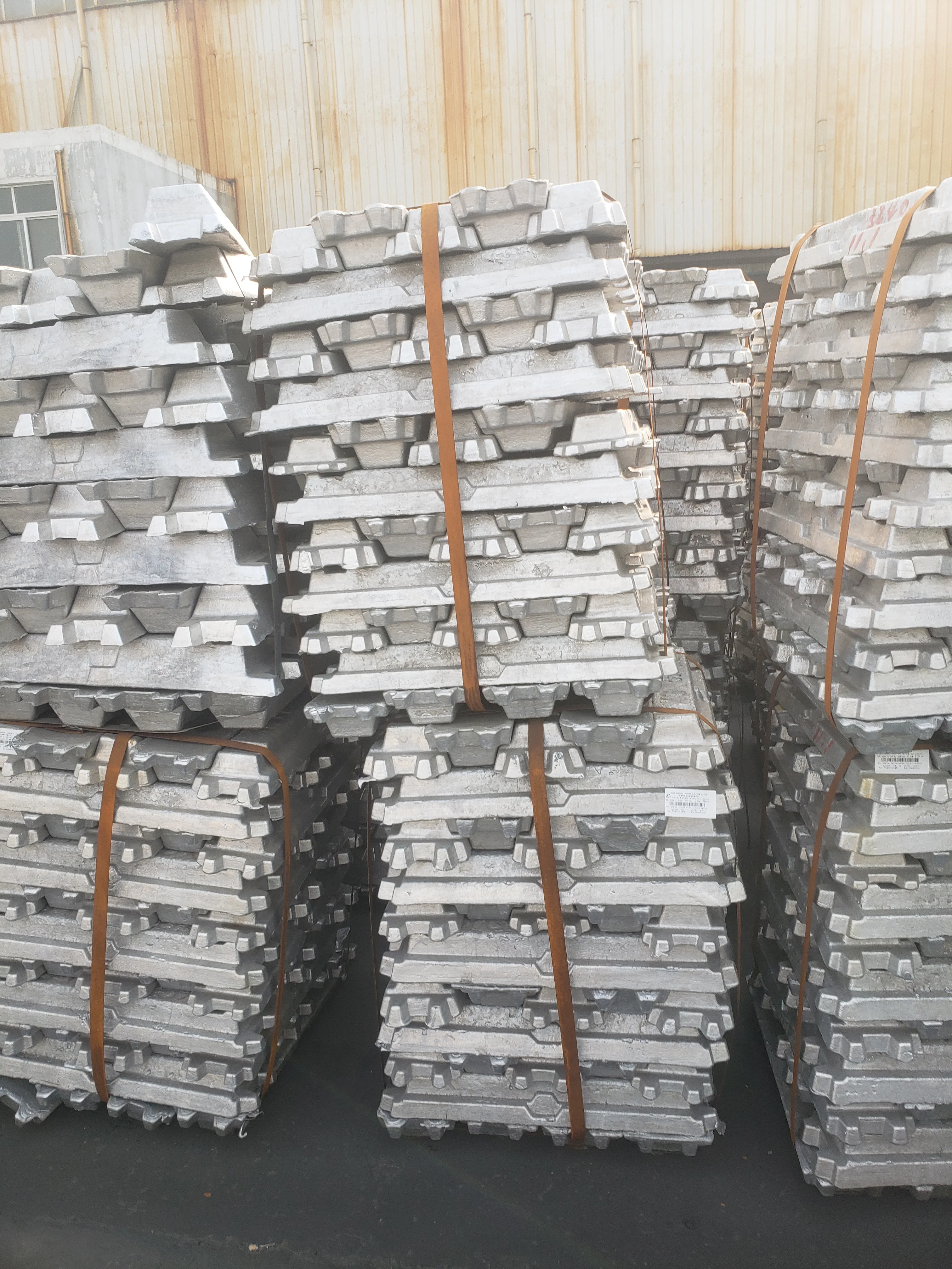 Качественные алюминиевые слитки ADC12 по низкой цене, алюминиевые слитки a7