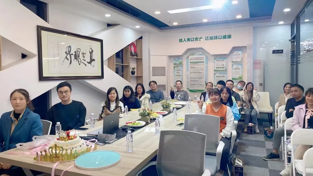 Safewill Tuya Air Quality Detector 6 in 1TVOC  CO2 CO HCHO PM2.5 PM10 Wifi Air Quality Monitor Meter