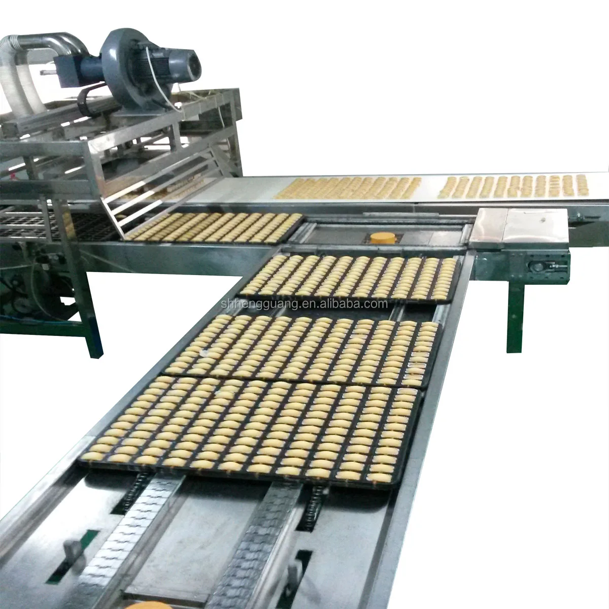 Gas tunnel oven cup cakes baking production machinery/cake machine