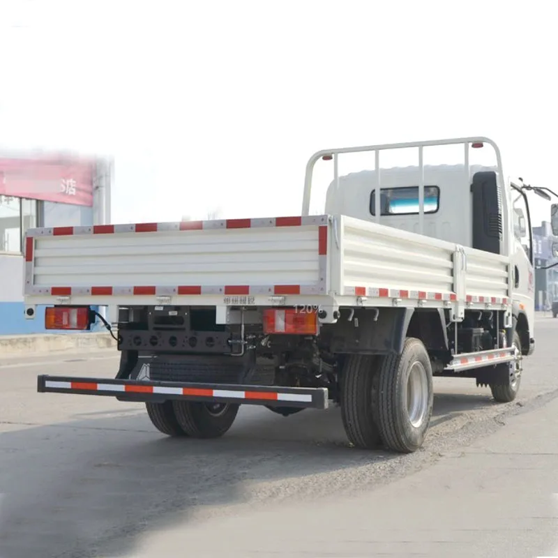new cheap mini sinotruk howo 4X2 5tons cargo trailer trucks for sale