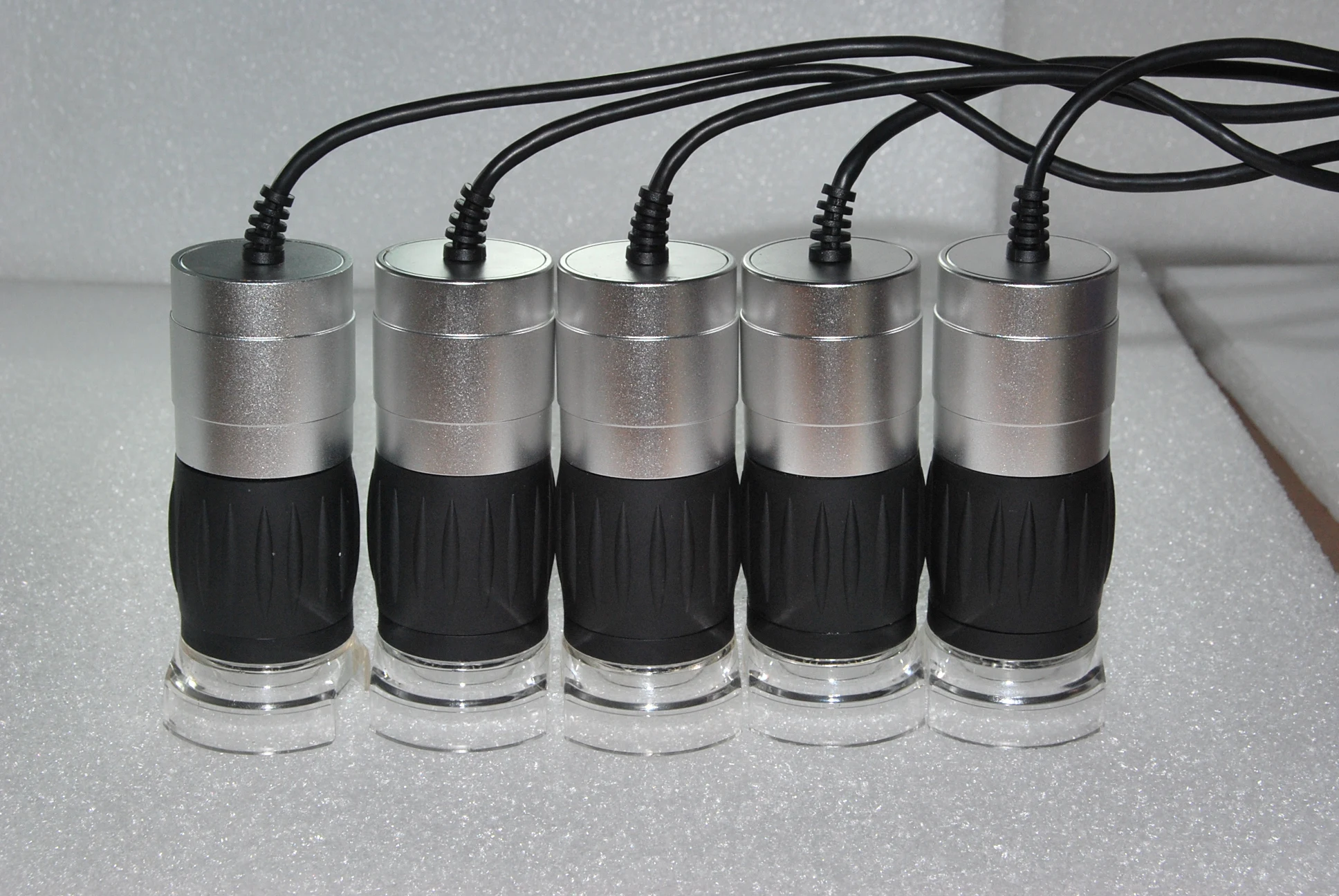 2.0MP 50X to 600X zoom 8 ring LED patent design handheld USB digital measurement microscope