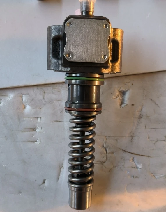 0414750004 Fuel injection pump is suitable for EC240B EC290B EC360B EC460B BF6M1013FC new spot popular model
