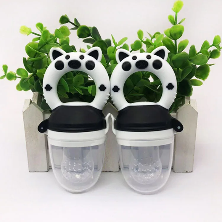 Hot Sell Small Cartoon Pig Handle Pacifier Feeder Food Grade Silicone Training Nipple Fresh Fruit Nibbler Teat Pacifier