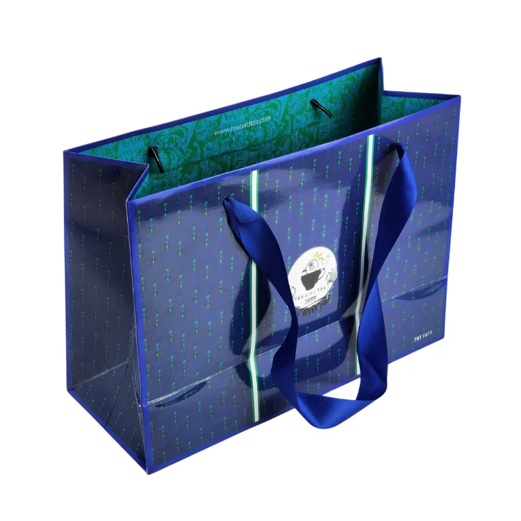 Wholesale Custom Logo Paper Packaging Bags for Clothing With Your Logo For Business