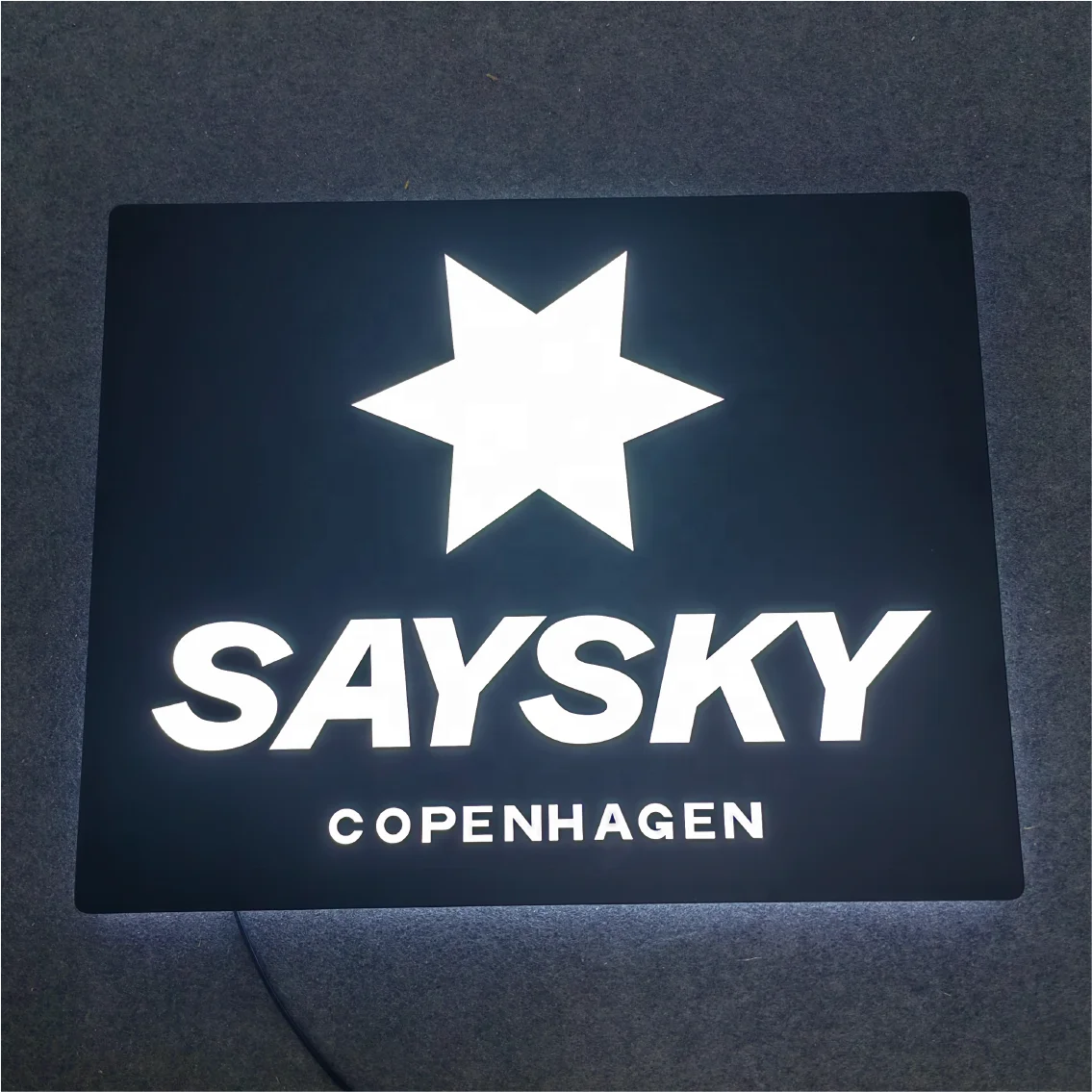 Koncept 20inch Custom Advertising 3D Metal Vintage Style LED Backlit Metal Plate Signage for Shop Cafe Bar Sign