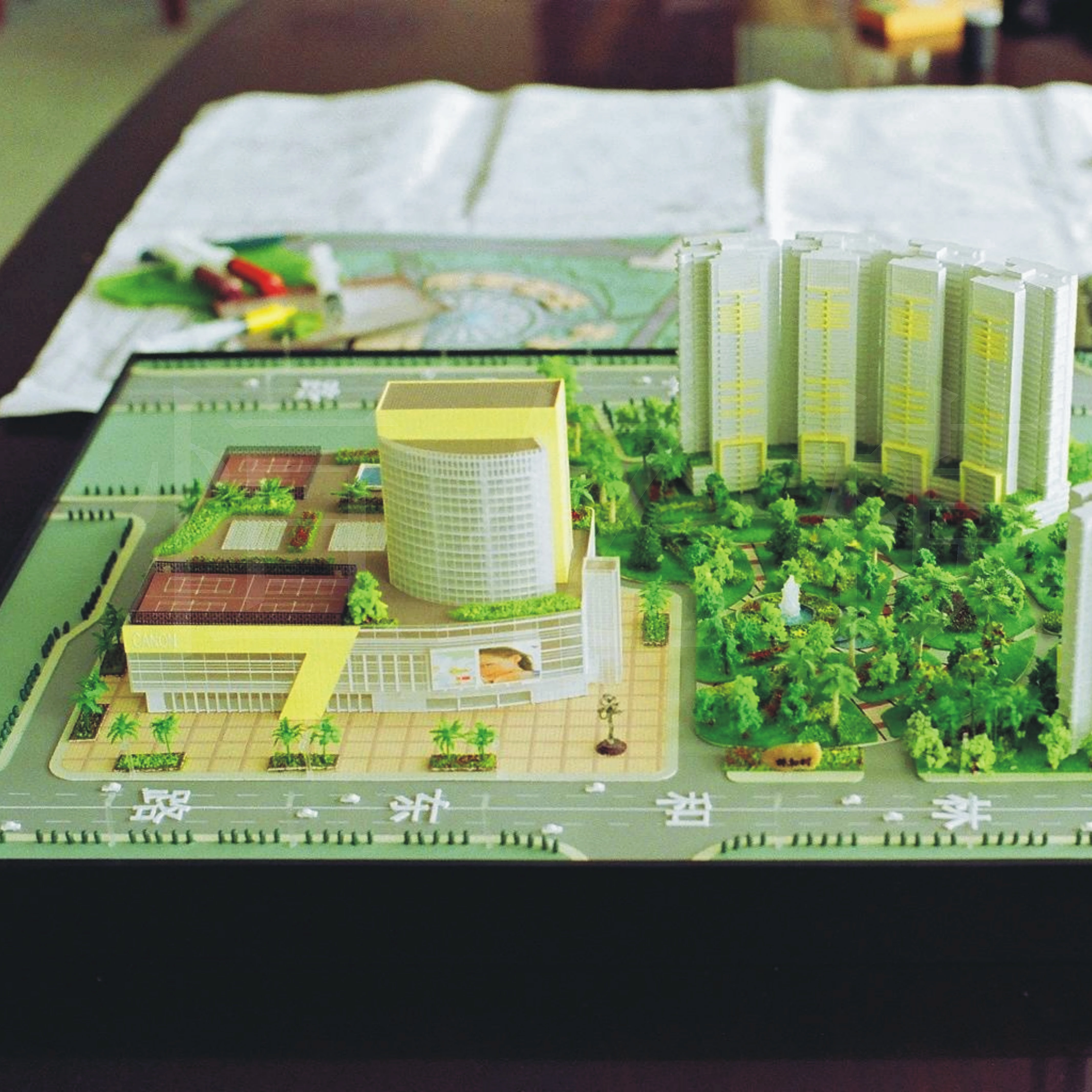Customize Architectural Diorama Model with Furniture Interior Model Sale Max LED Acrylic Cross Metal Wood Box Training Wooden