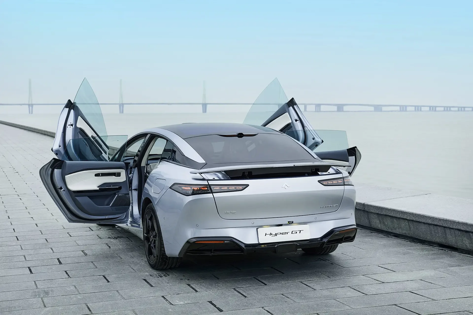 2024 Hyper GT Sport Sedan EV Range 710 km Carro Electrico adultos Gac Aion Hyper GT