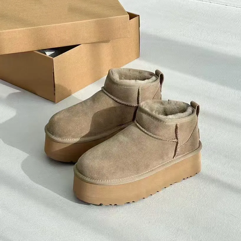 Top Quality Fashion Style Comfortable Ankle Boots Women Leather Fur SnowBoots Snow Boots Winter Luxury Designer