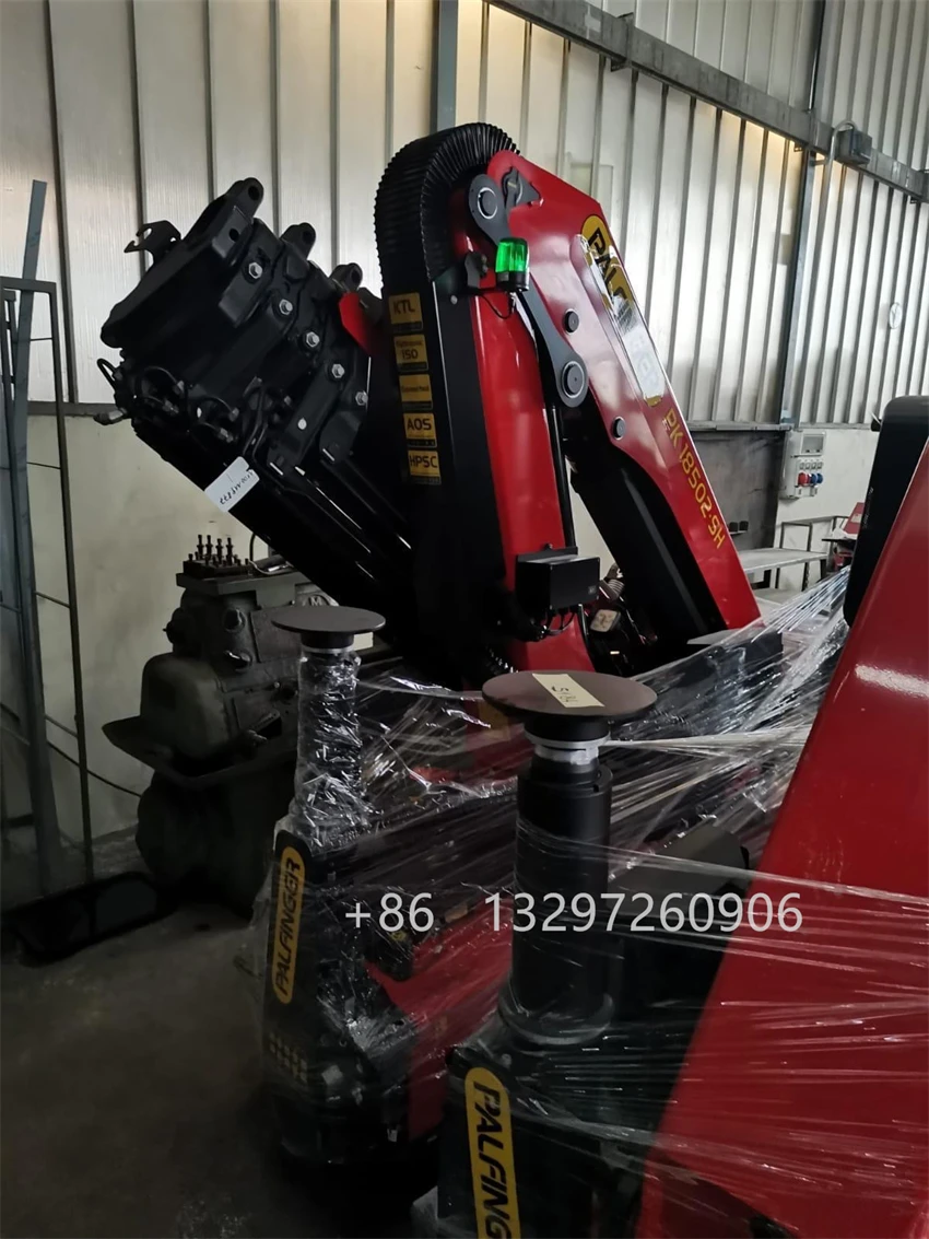 4 Tons to 20 TonsFolding Knuckle Boom Palfinger Jib Crane with Remote Control