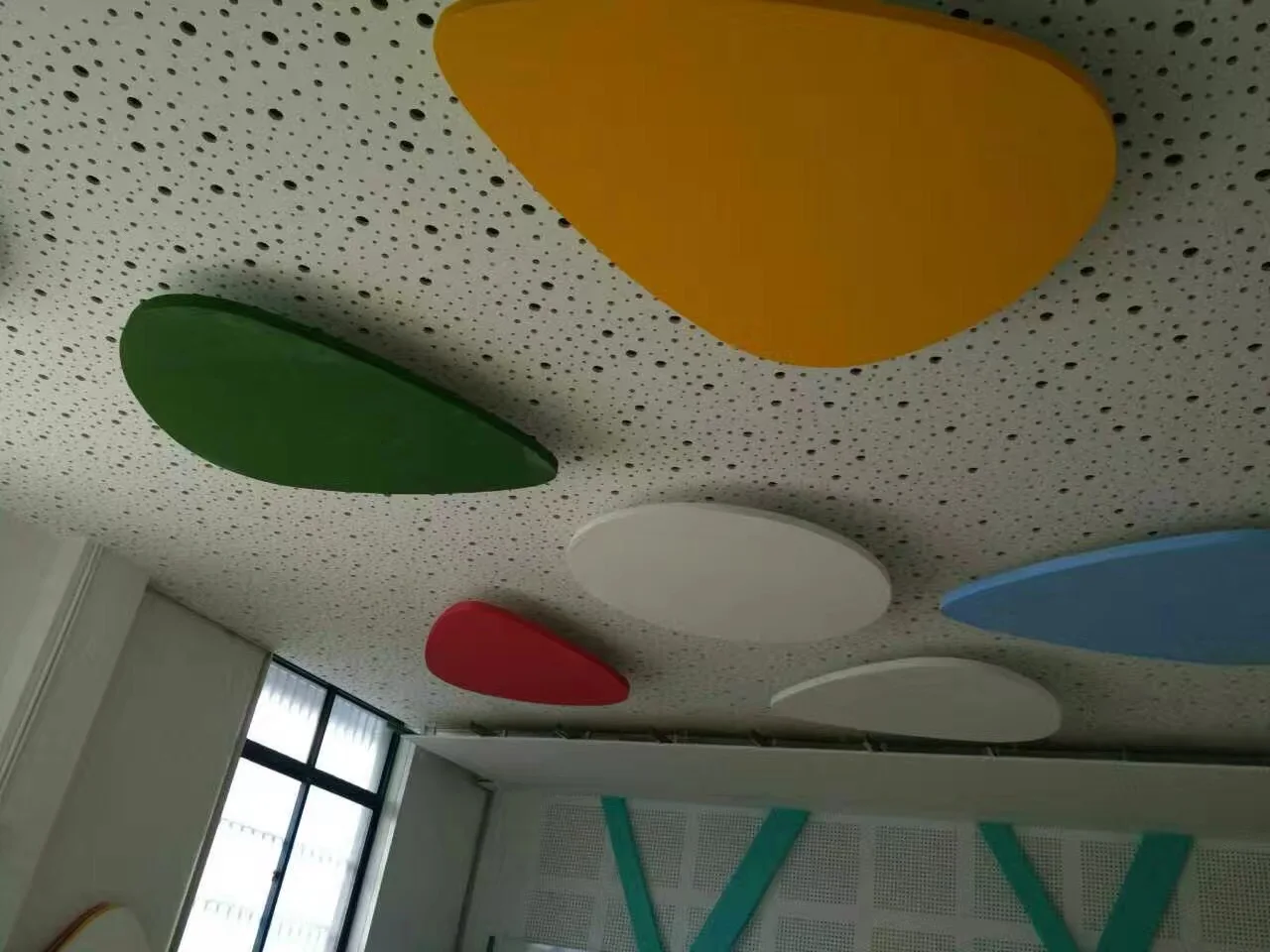 Fire-Resistant Sound Insulation Fiber Glass Wool Ceiling Tile for Office With Heat Insulation Materials