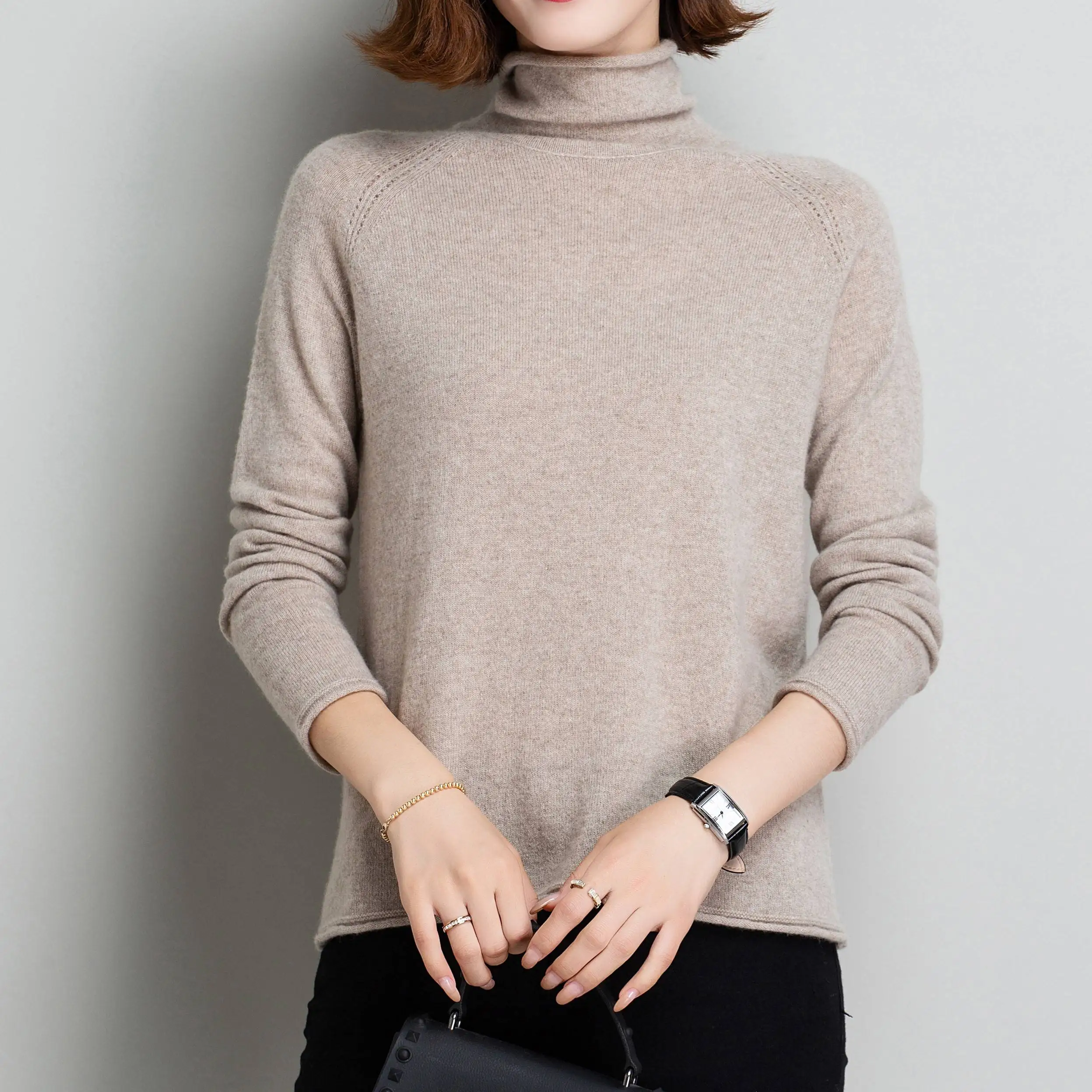 
Skillful Manufacture Hot Selling Cheap Price Qualities Product Women Wear Fluffy Cashmere Sweaters 